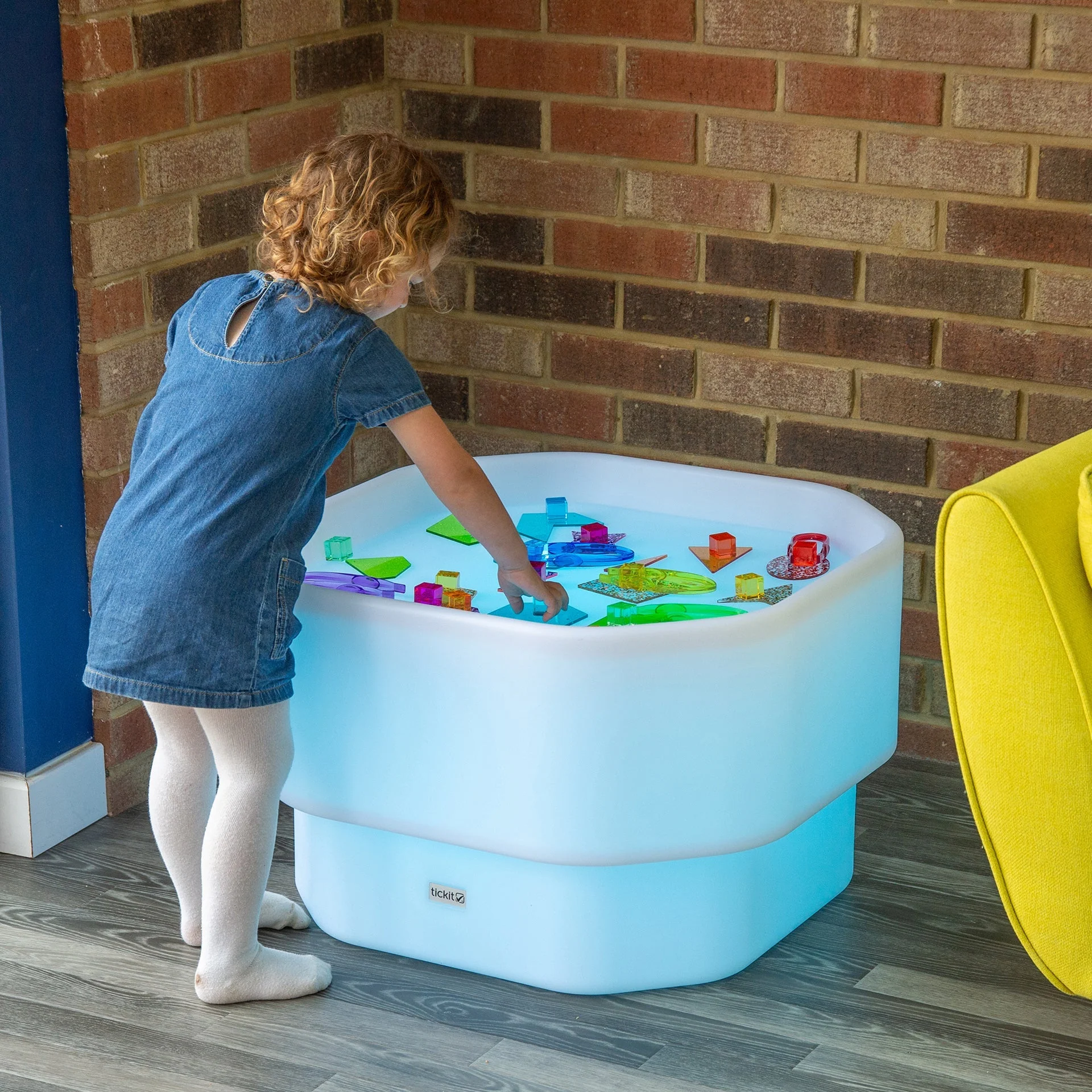 Discovery Glow Mini Tuff Table - Image 7