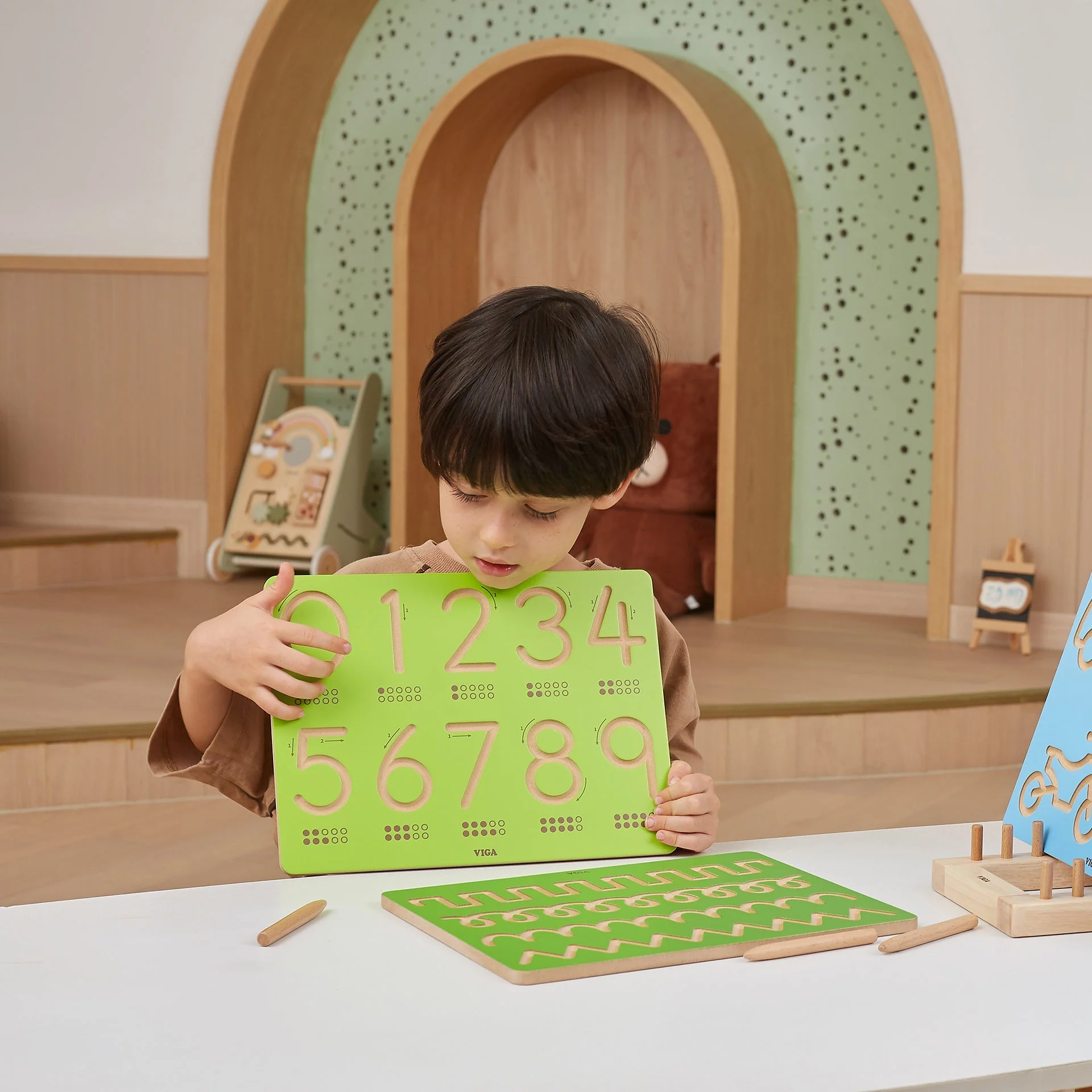 Early Writing Trace Board - Image 2