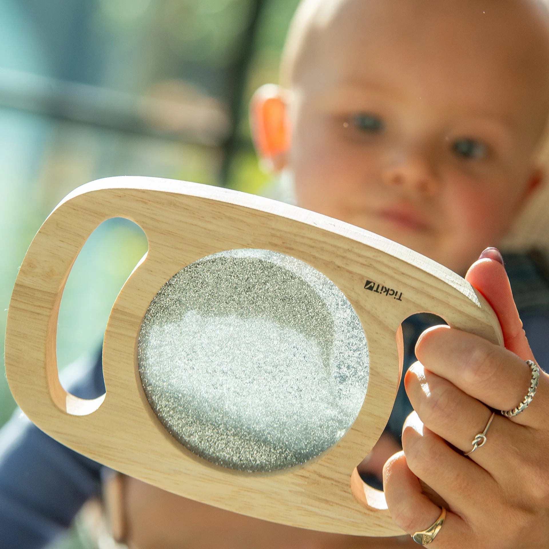 Easy Hold Glitter Panels - Image 20