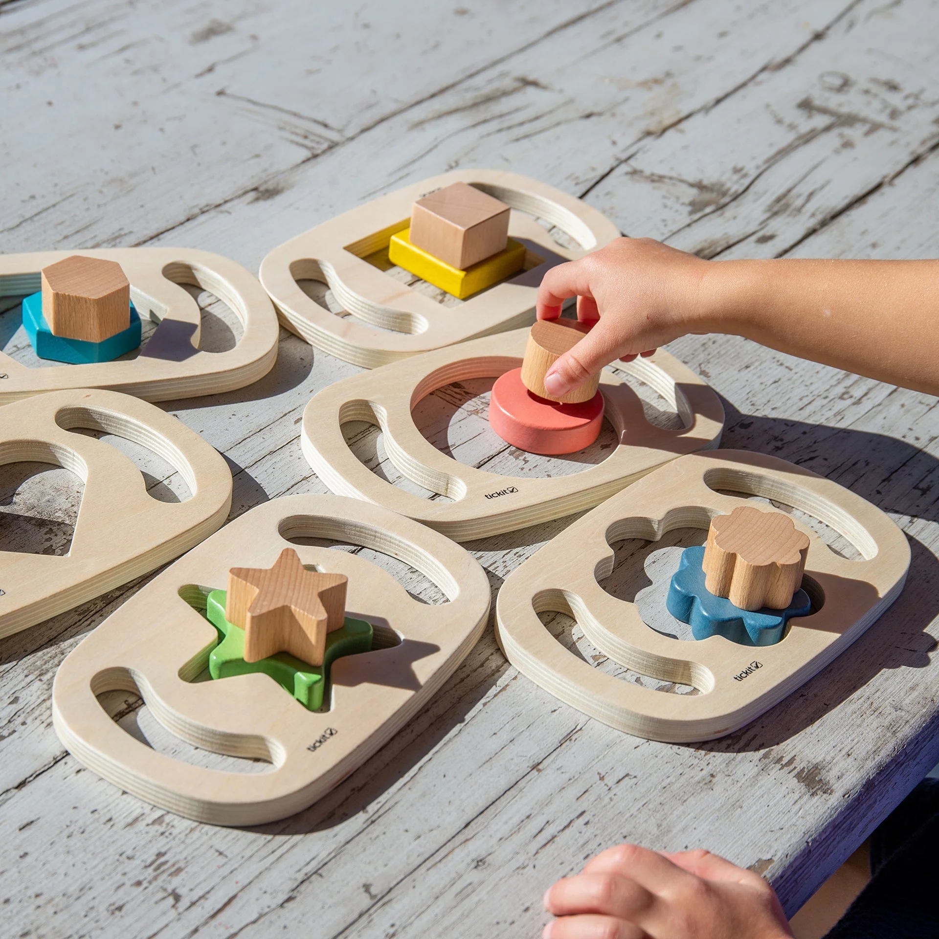Easy Hold Shape Viewer Panels - Image 6