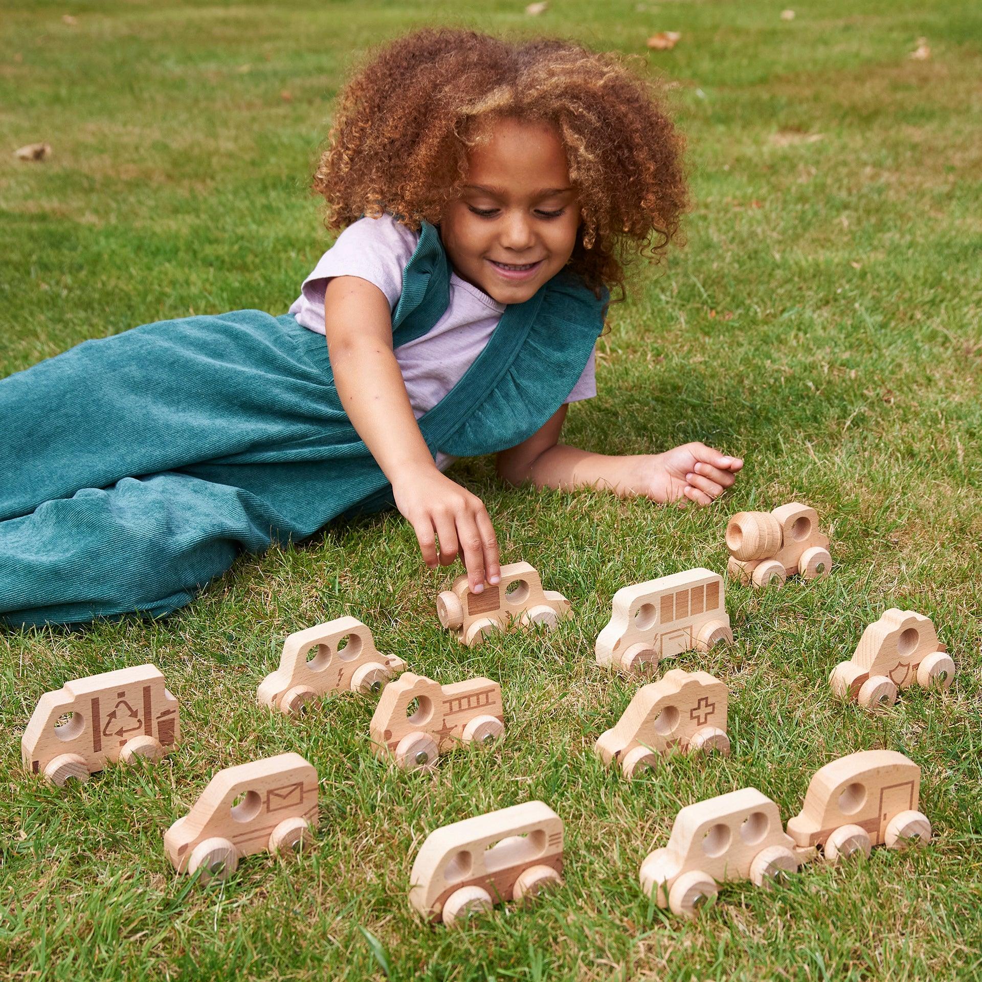 Natural Wooden Vehicles Set - Image 8
