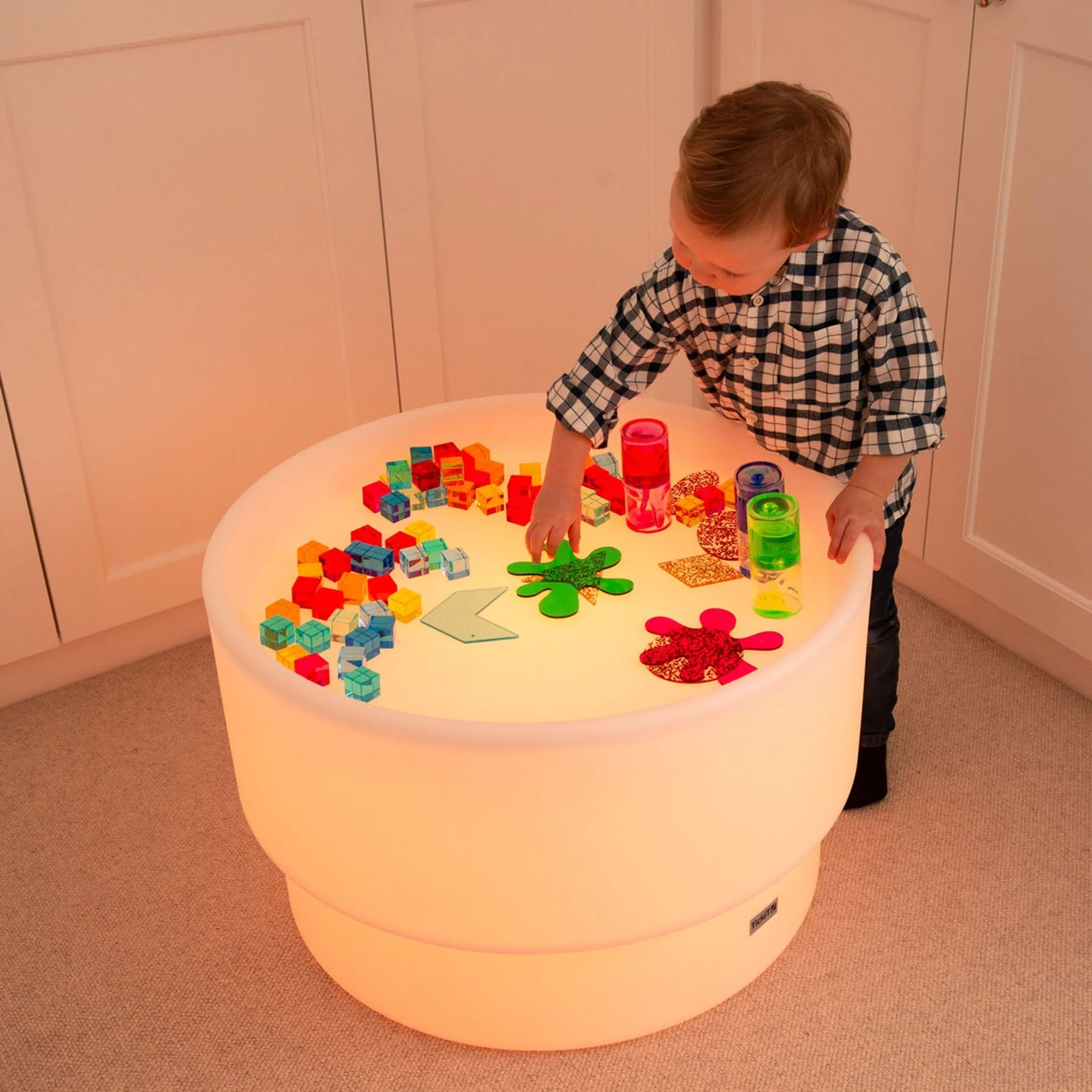 Discovery Glow Table - Image 17