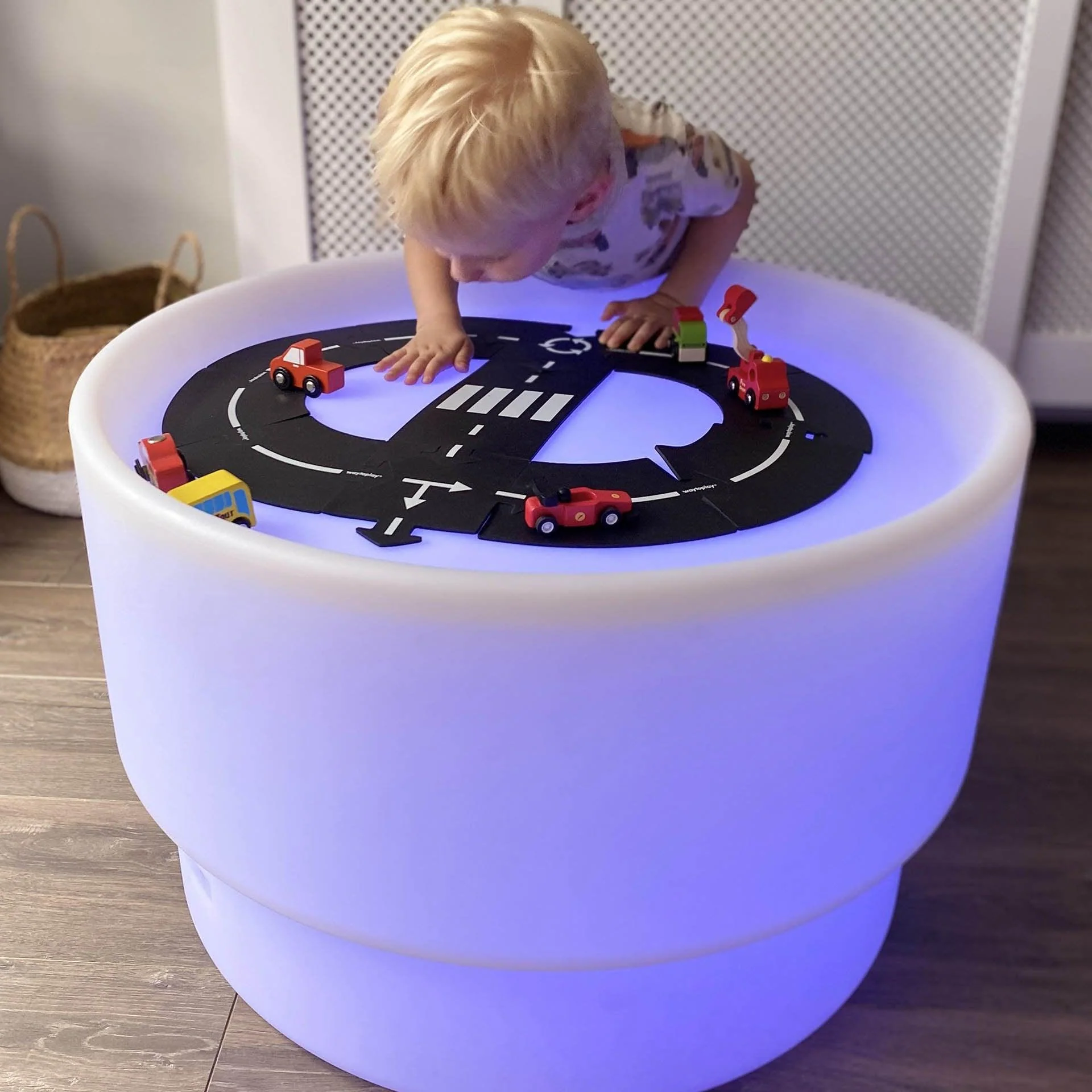 Discovery Glow Table - Image 5