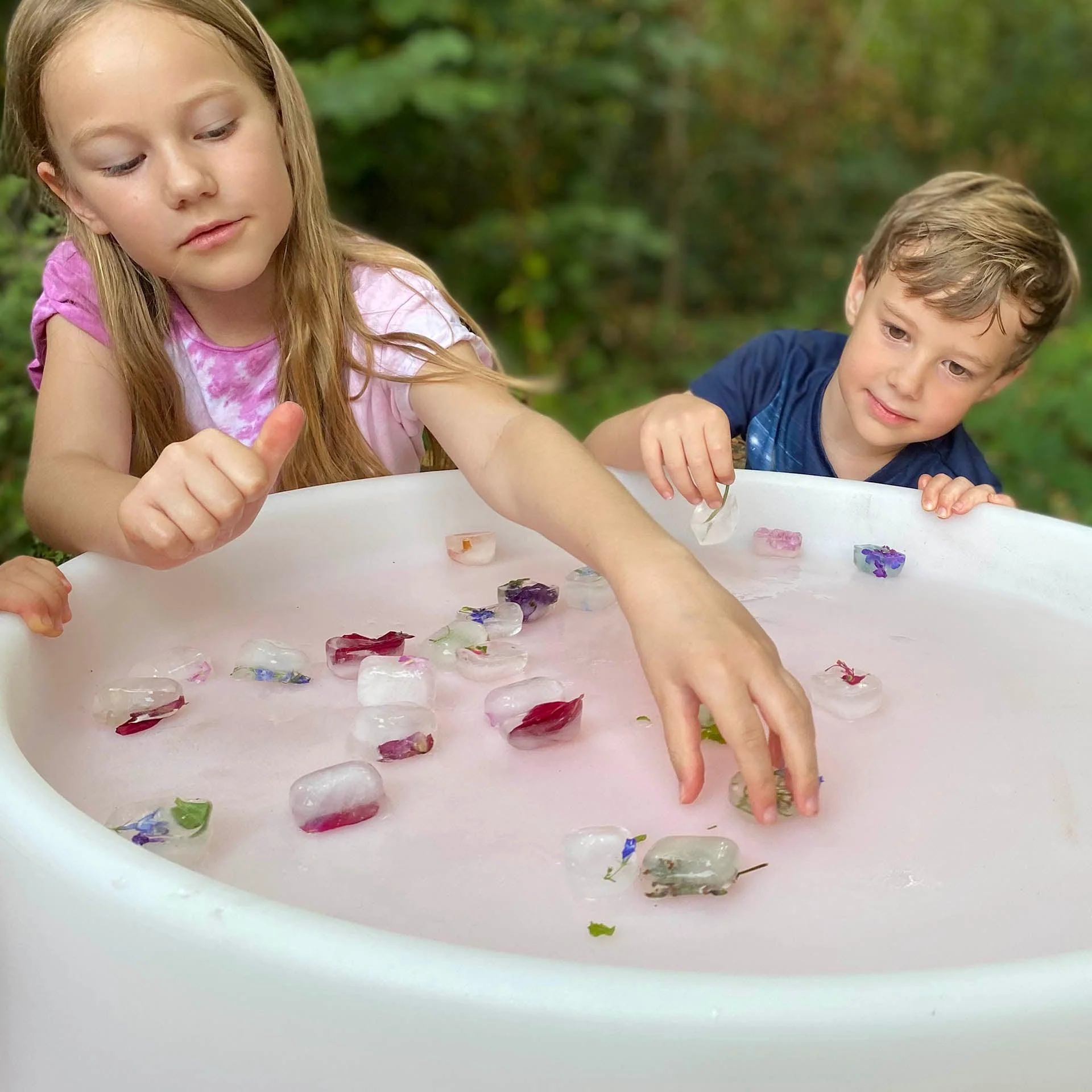 Discovery Glow Table - Image 9