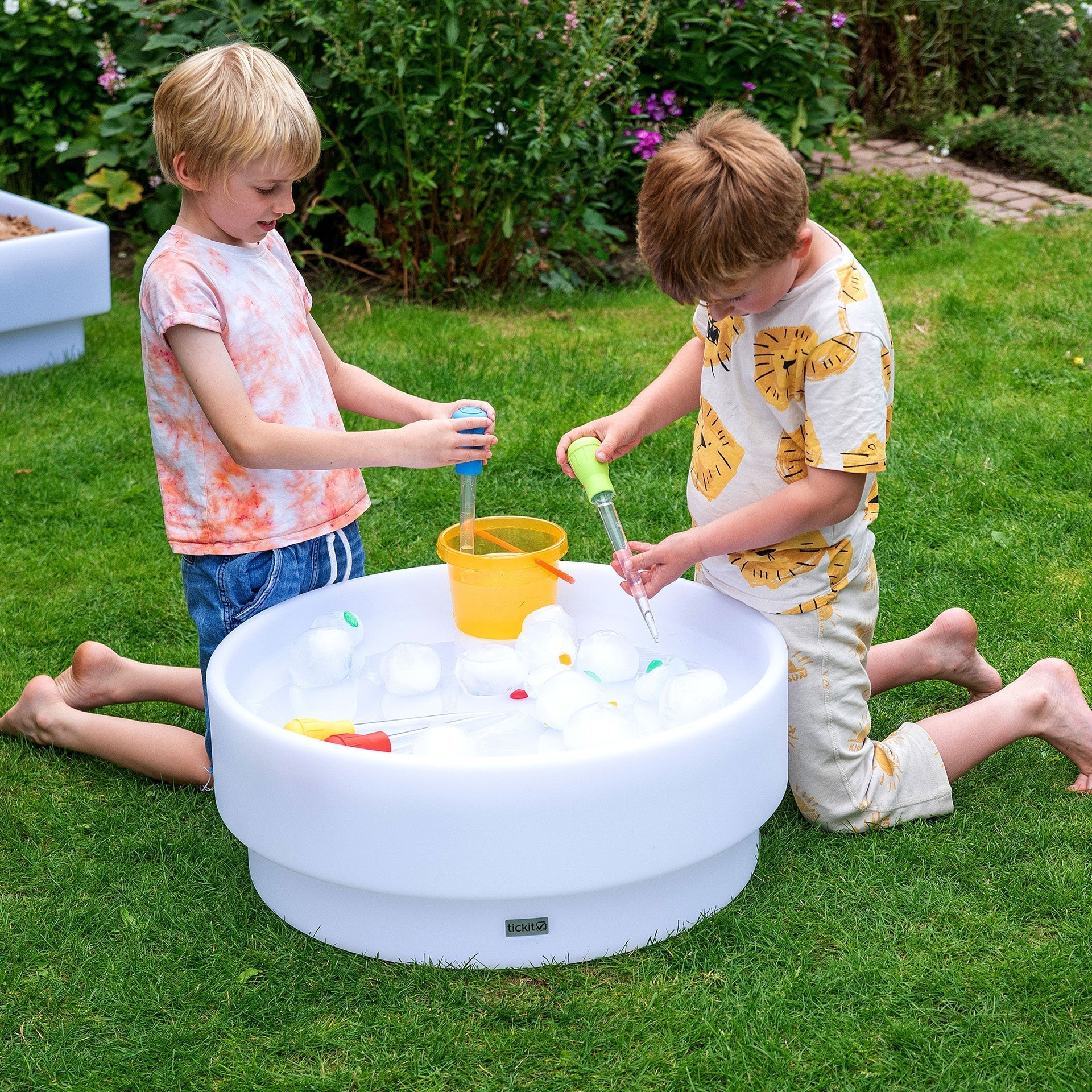 Discovery Glow Low Table - Image 15