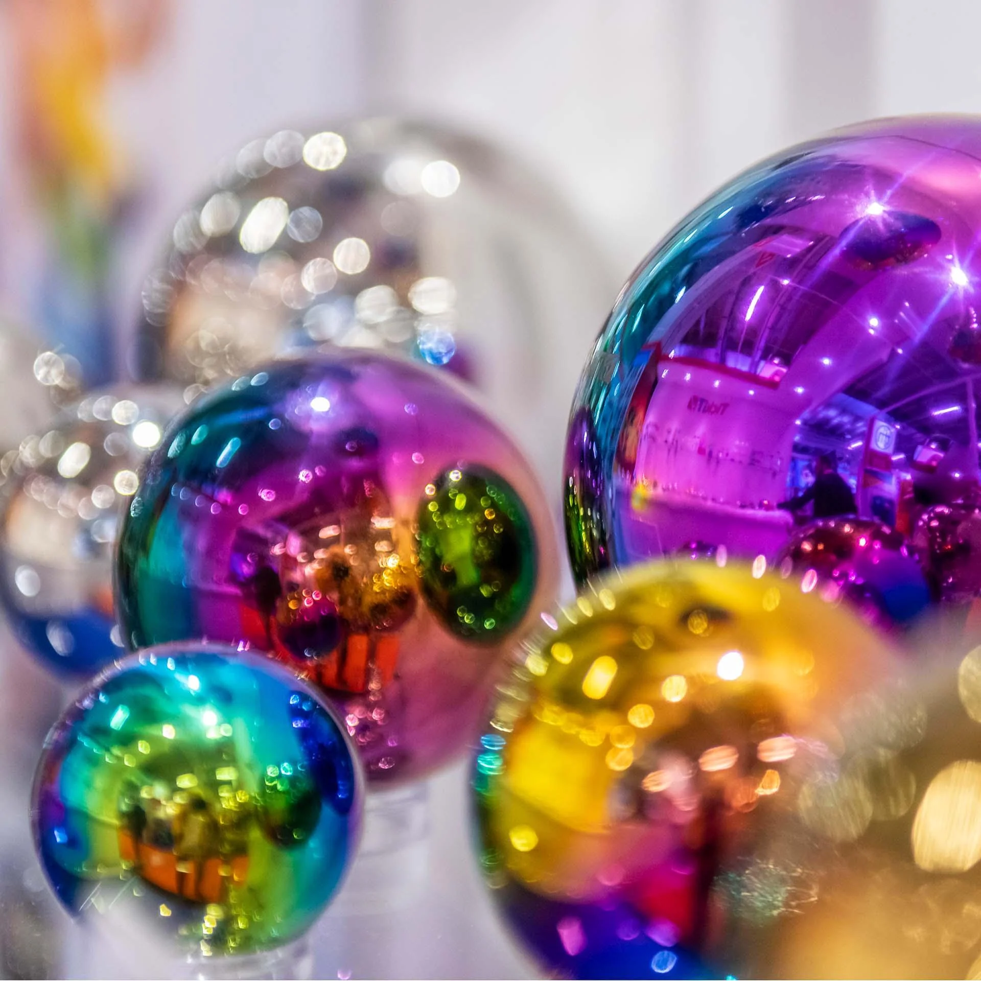 Sensory Steel Colour Burst Balls - Image 9