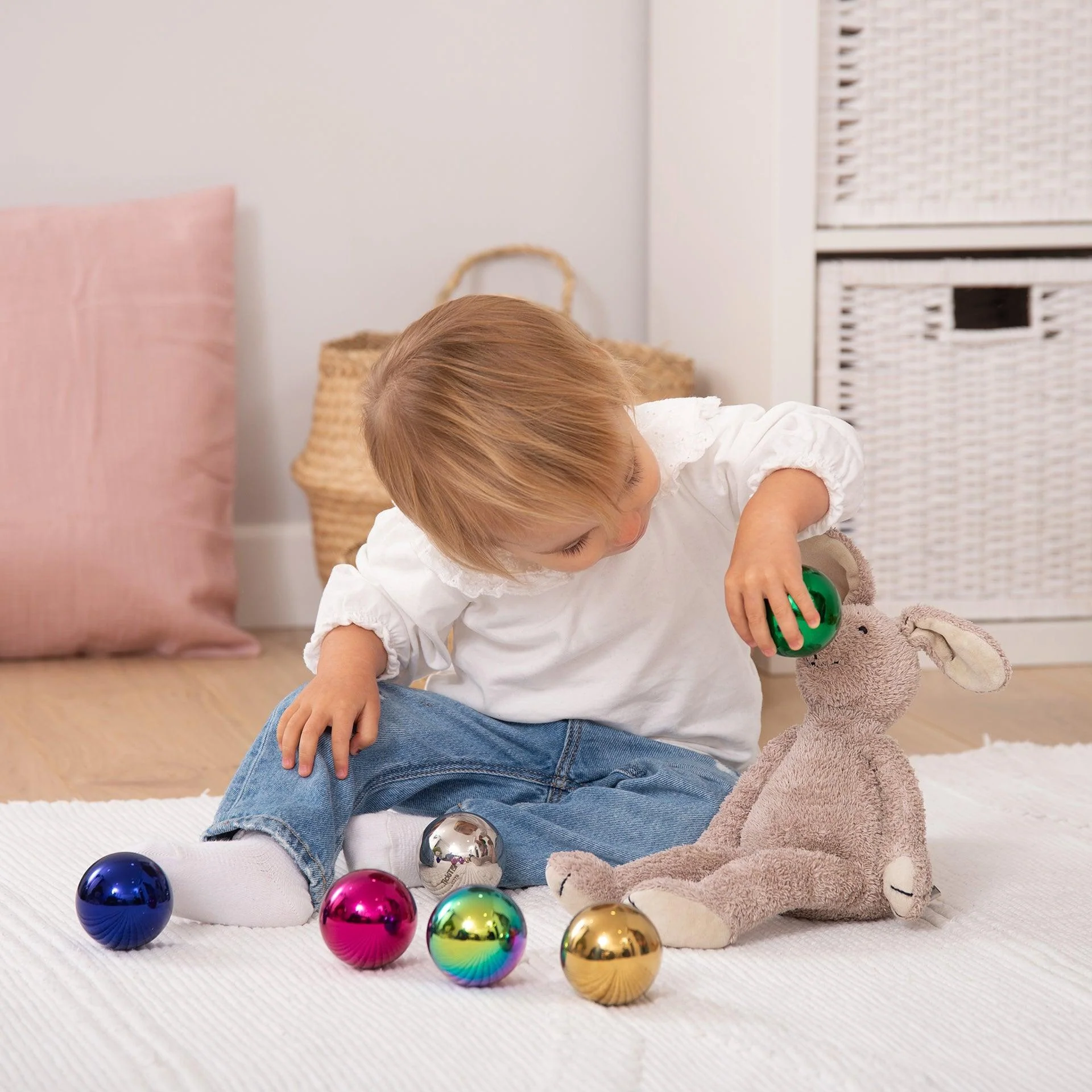 Sensory Steel Colour Mystery Balls - Image 10