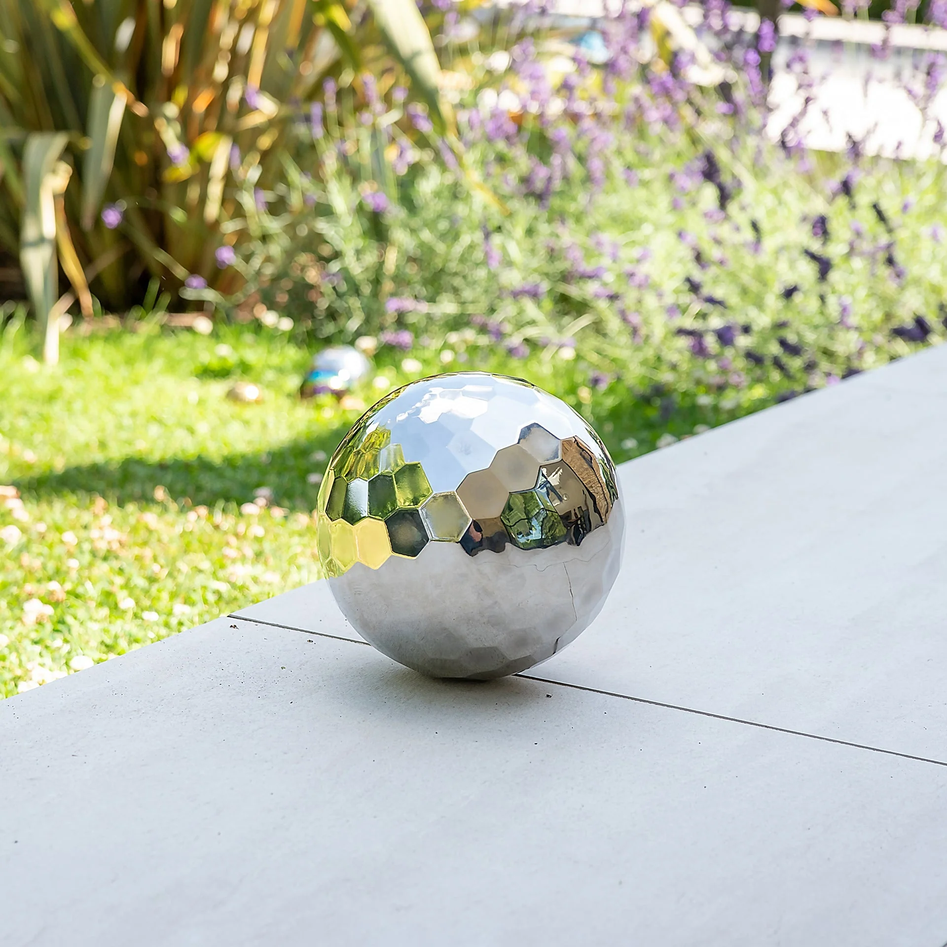 Sensory Steel Tumble Ball - Image 10