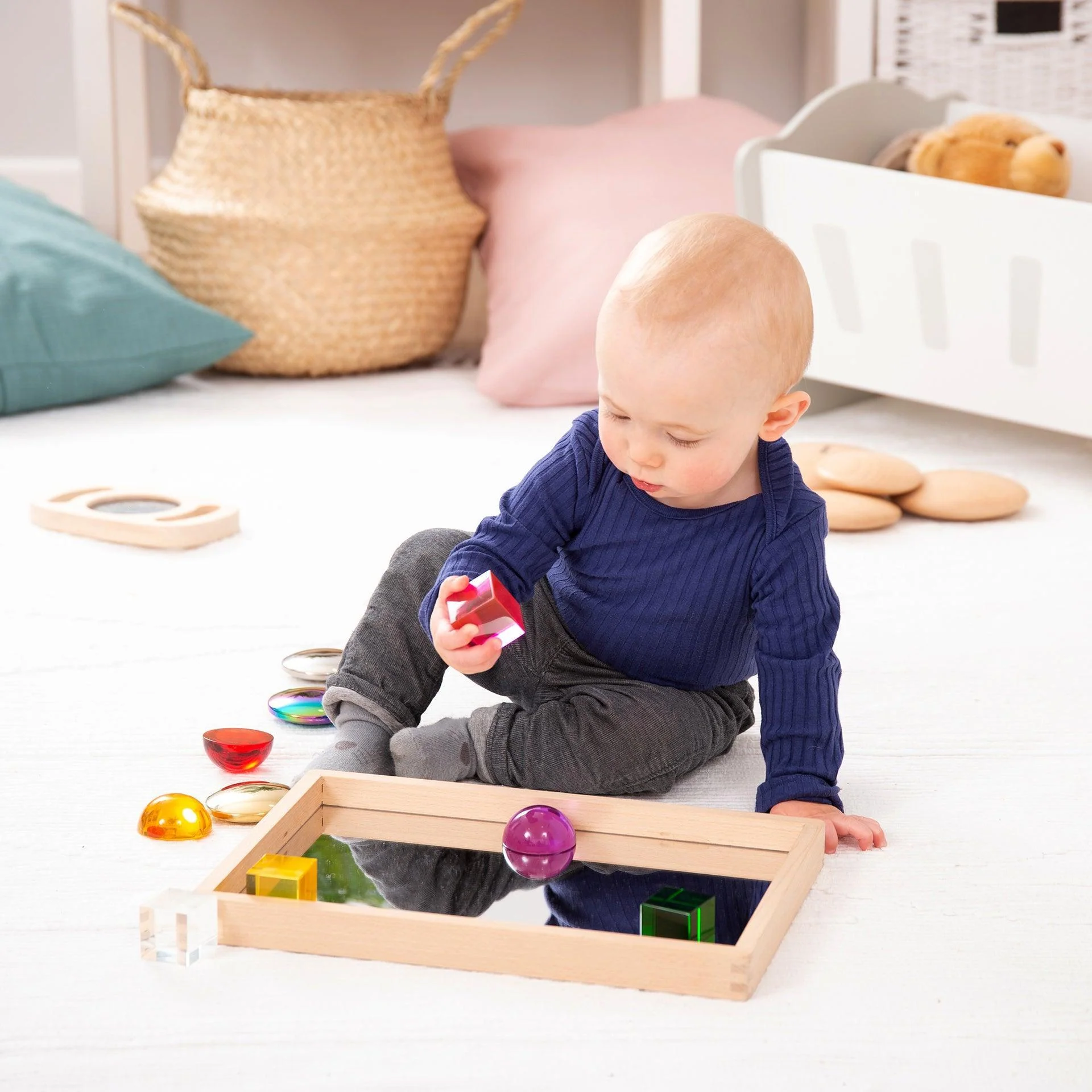 Small Wooden Mirror Tray - Image 12