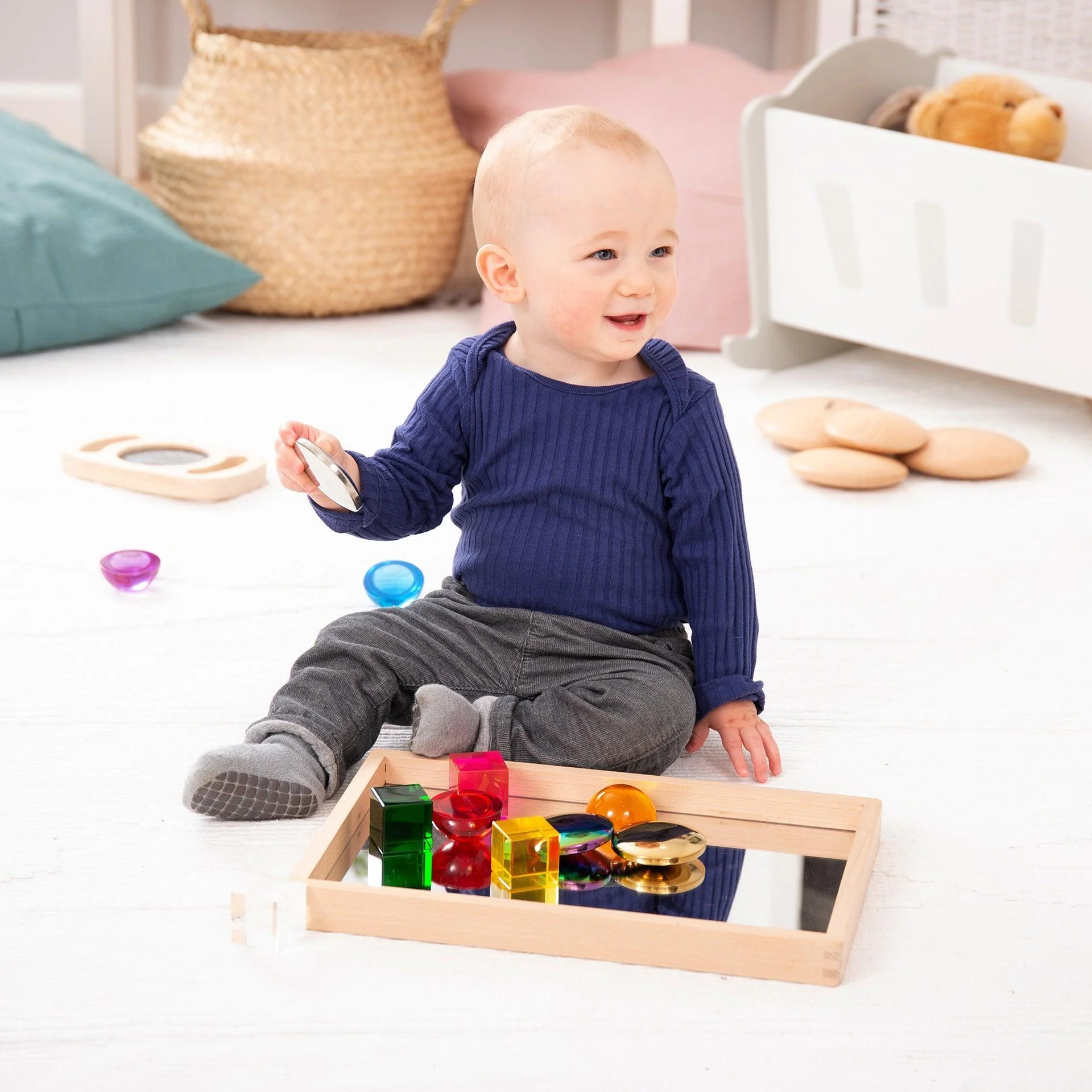 Small Wooden Mirror Tray - Image 15