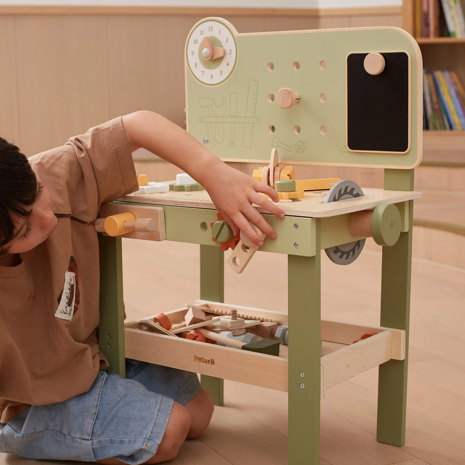 Tool Bench - Image 4