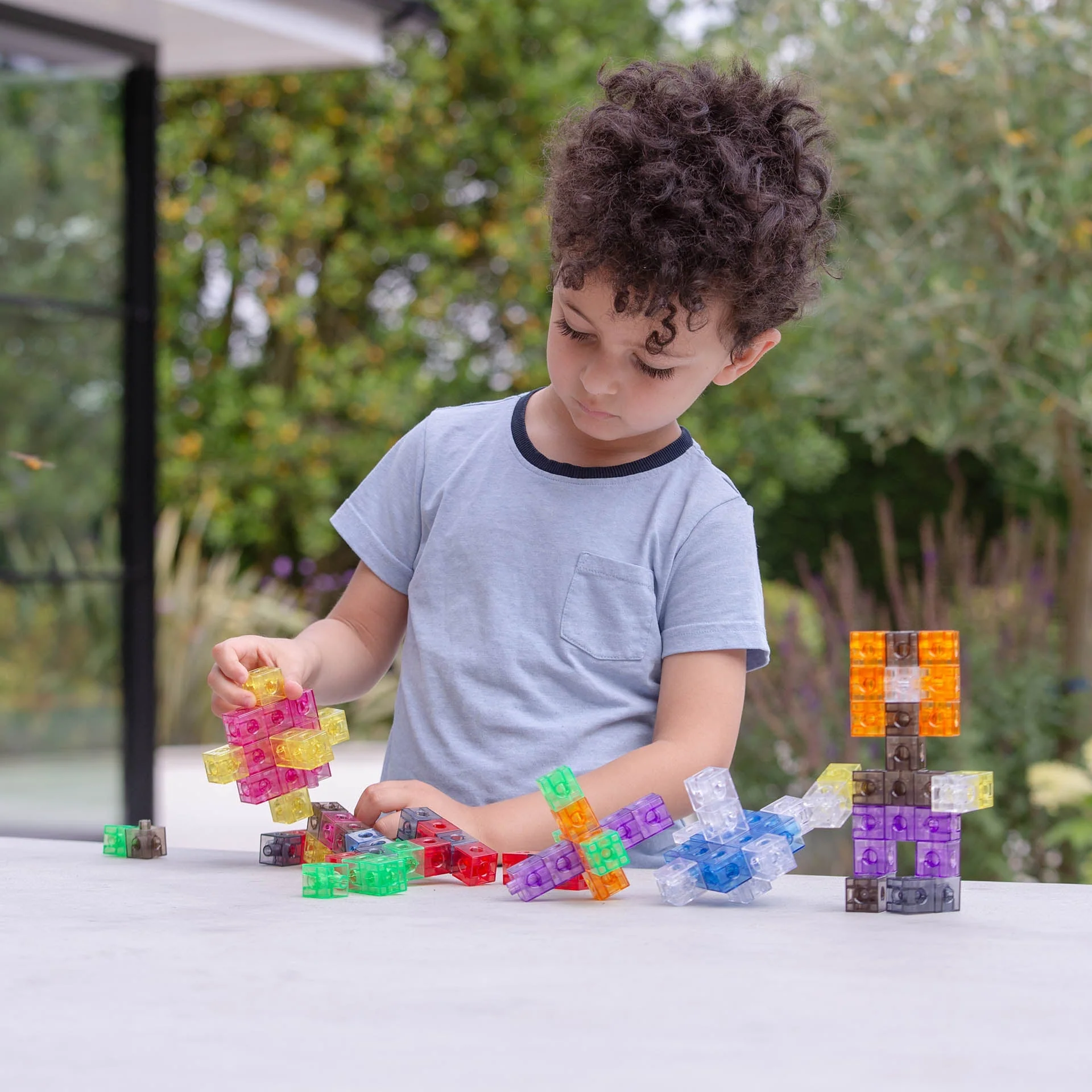 Translucent Colour Linking Cubes - Image 4