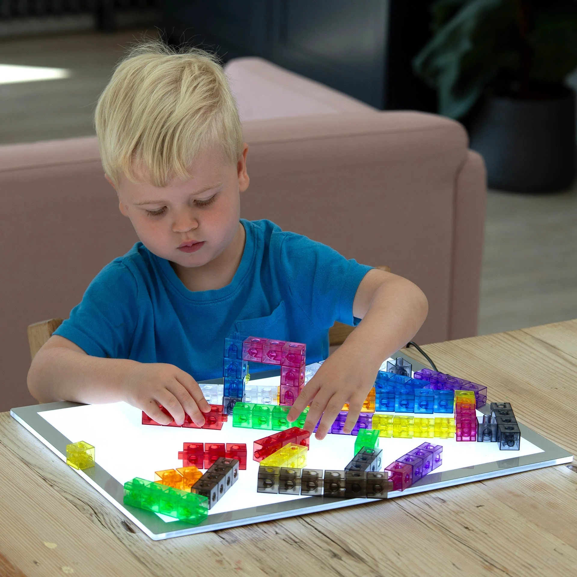 Translucent Colour Linking Cubes - Image 5