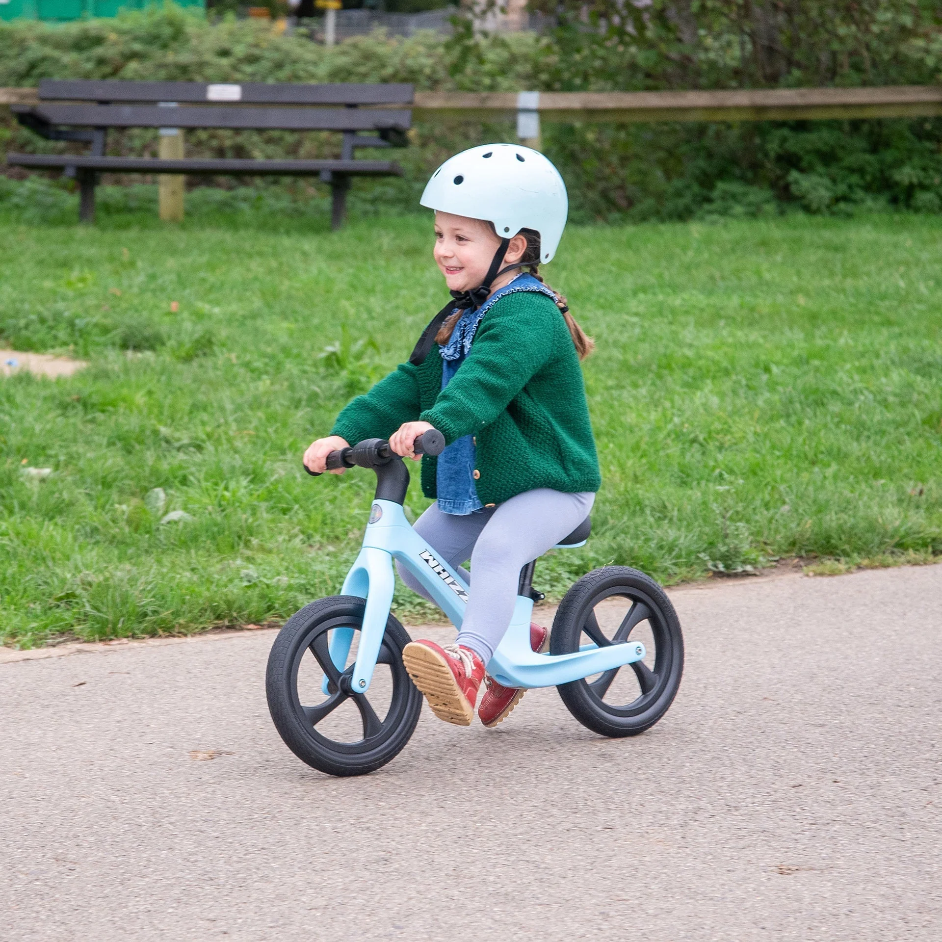 Whizz Balance Bike - Blue - Image 10