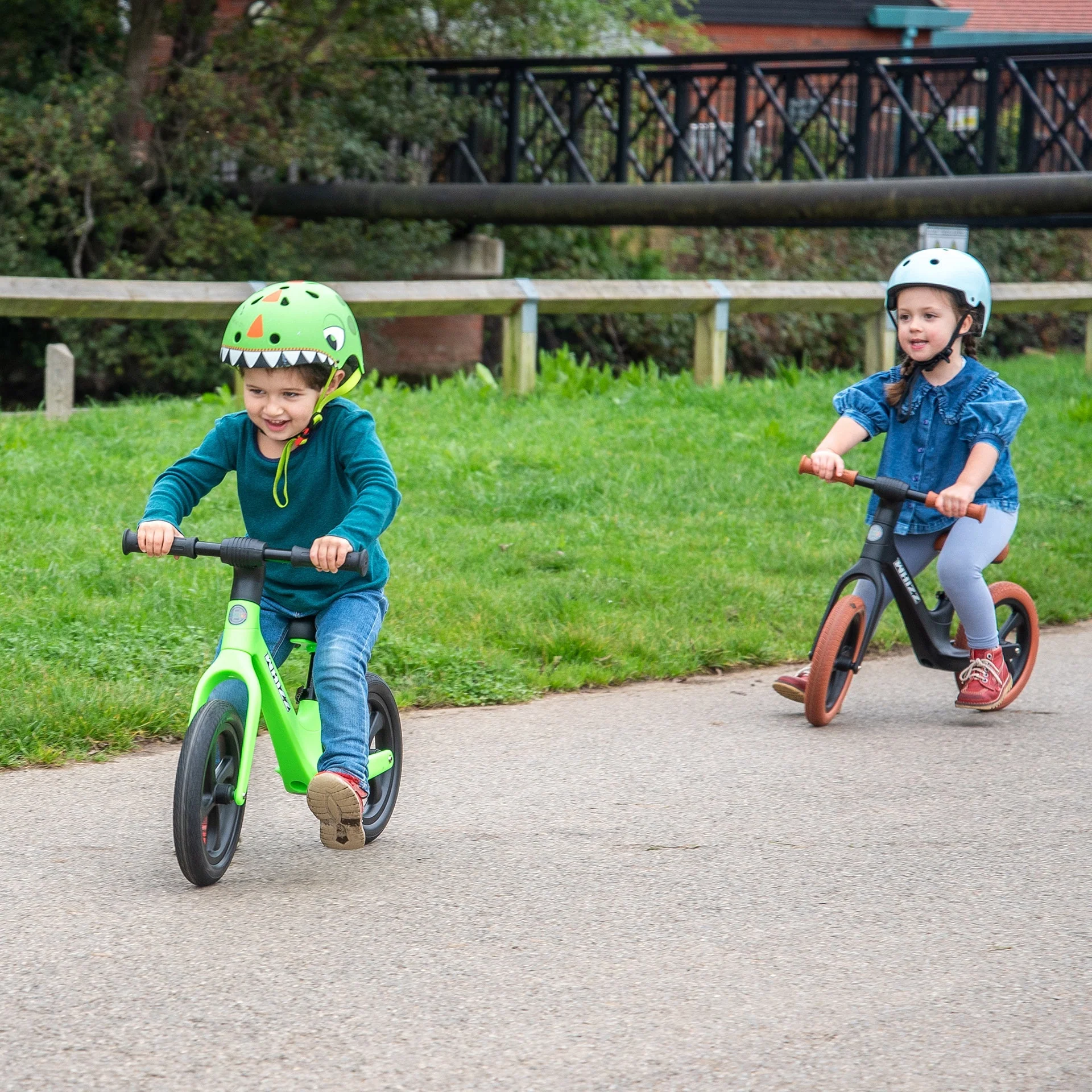 Whizz Balance Bike - Green - Image 10