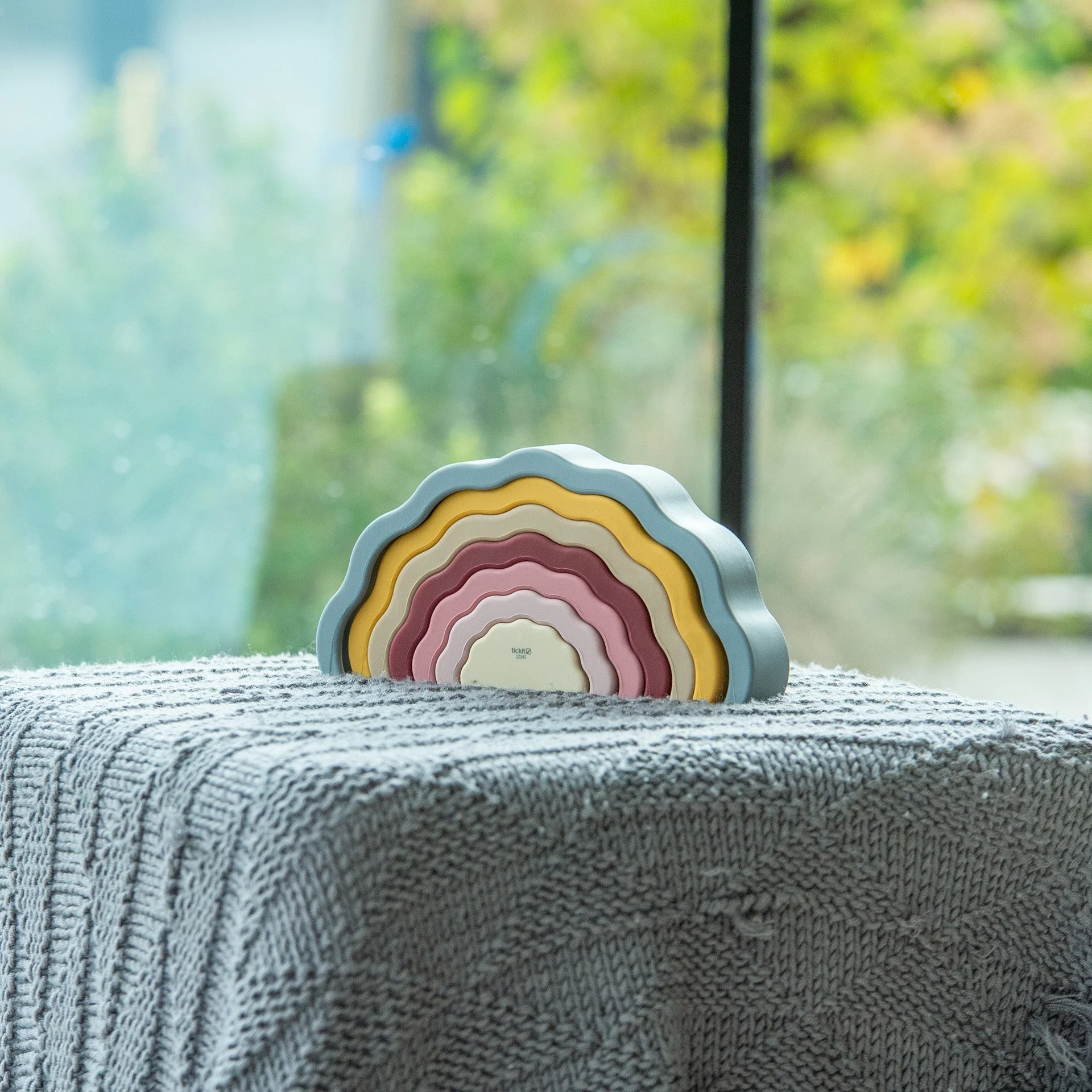 SiliSoft® Wobble Rainbow (Earth) - Image 5