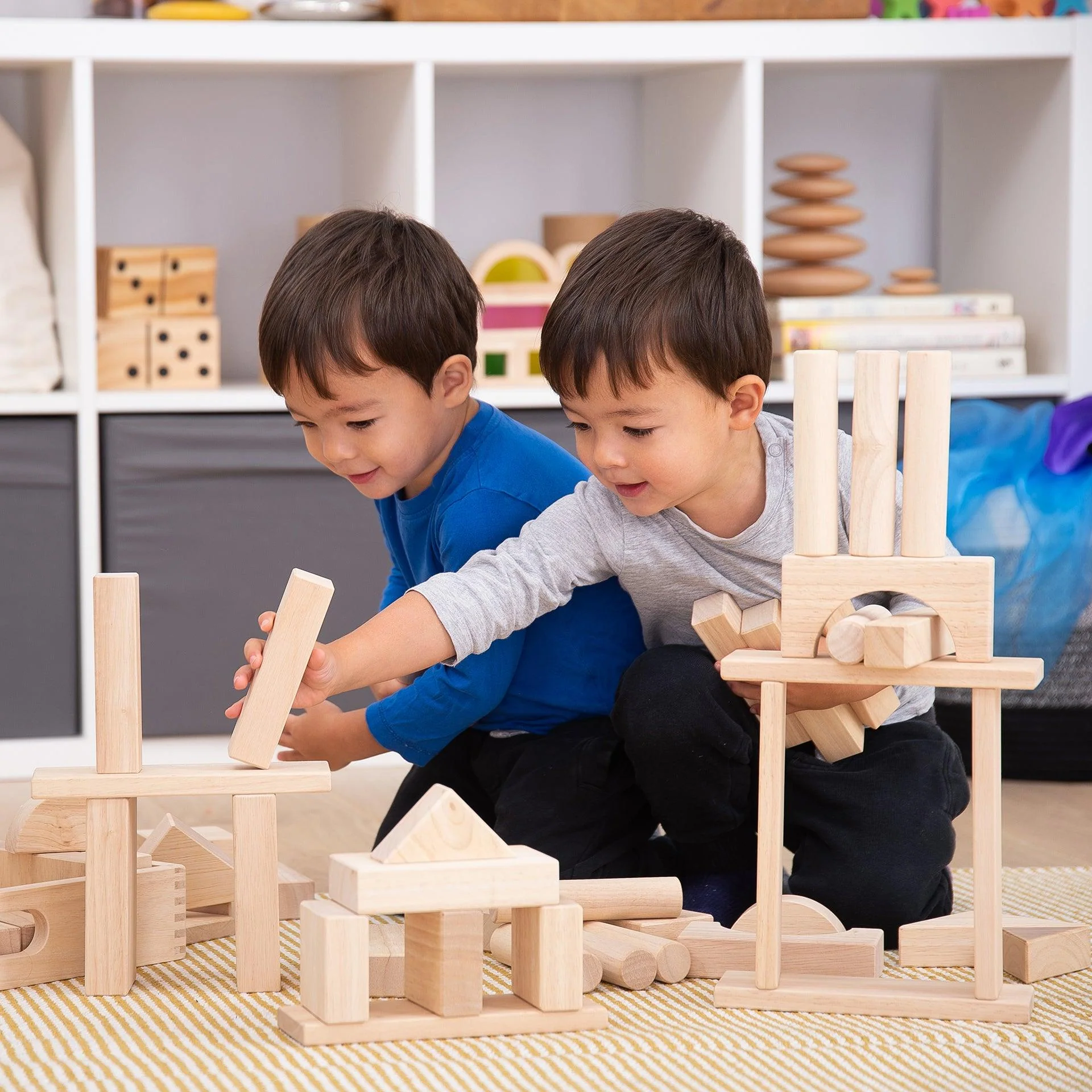 Wooden Jumbo Block Set - Image 5
