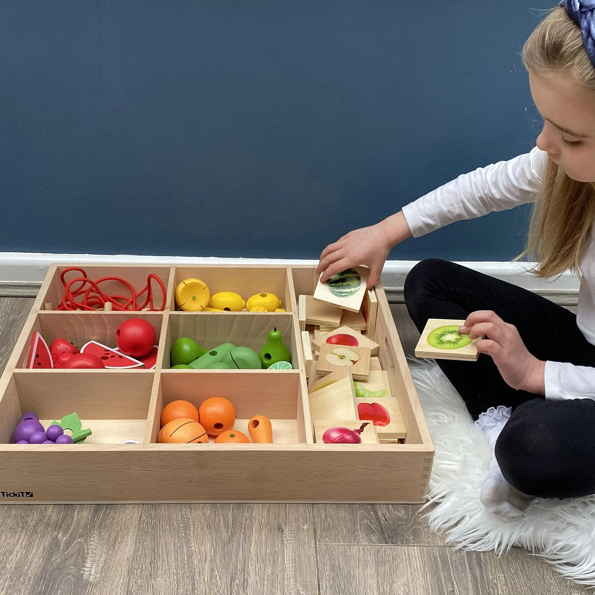 Wooden Sorting Tray - 7 way - Image 5