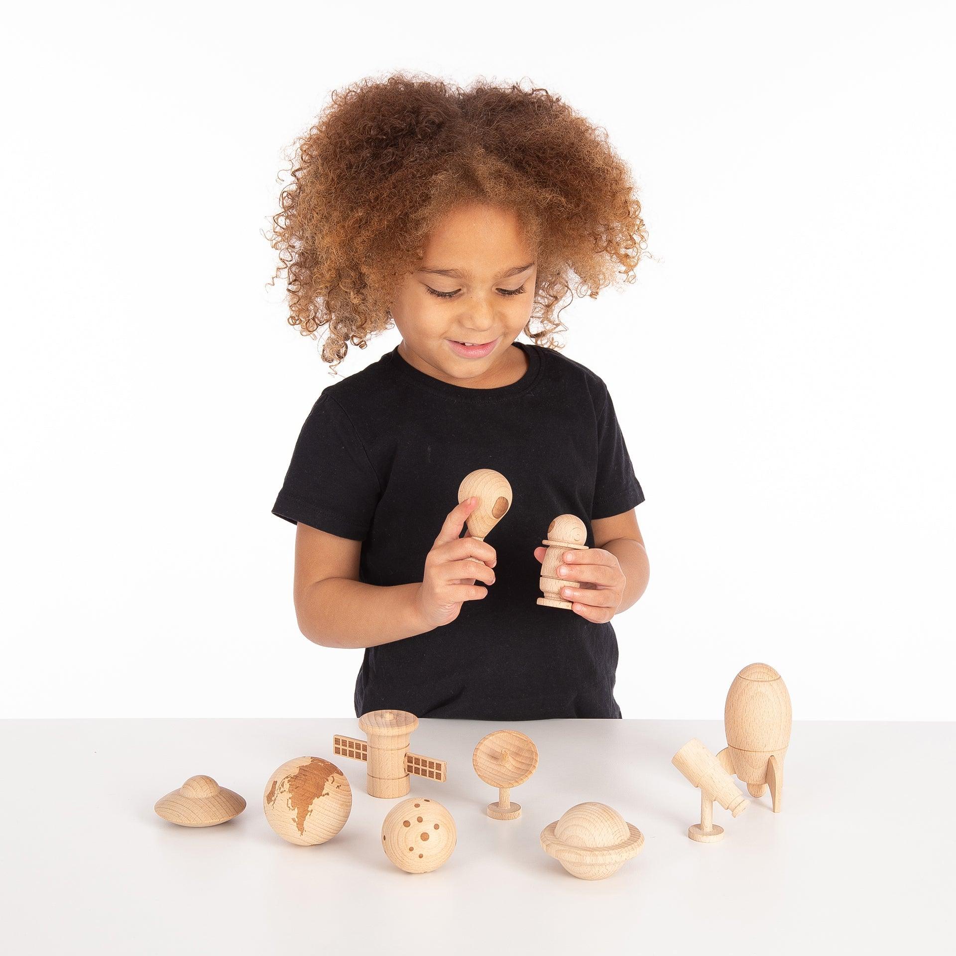 Wooden Space Adventure - Image 11