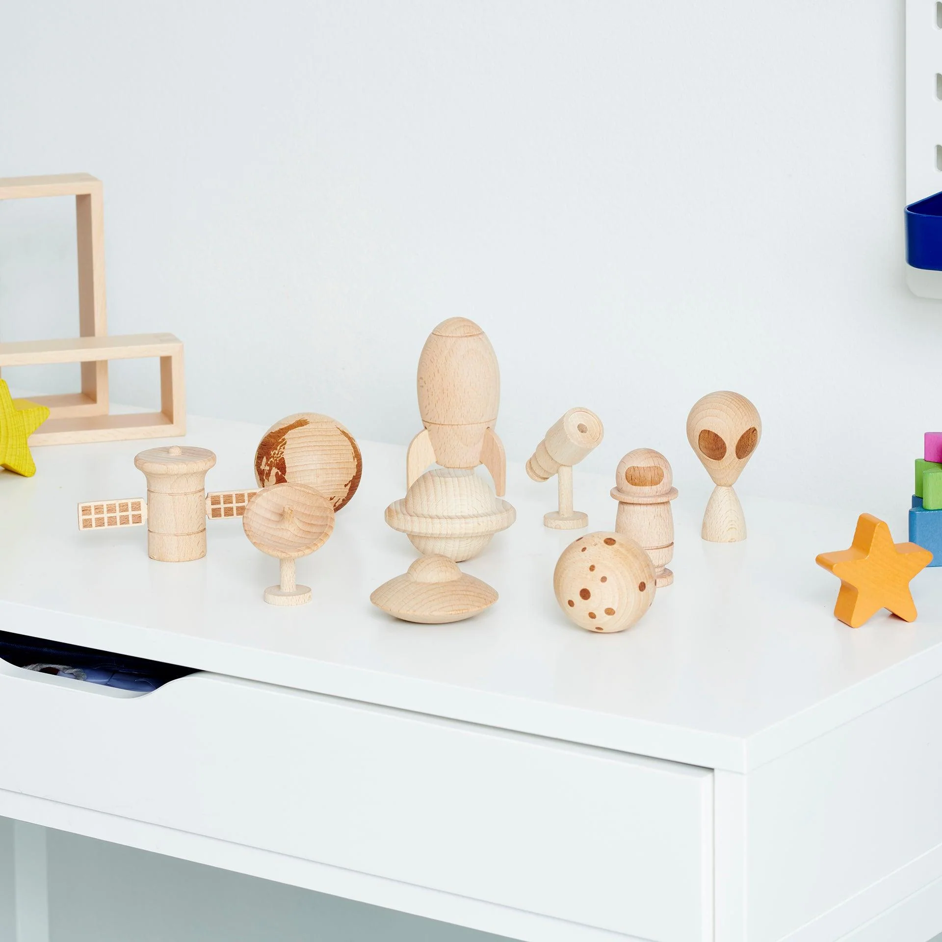 Wooden Space Adventure - Image 5